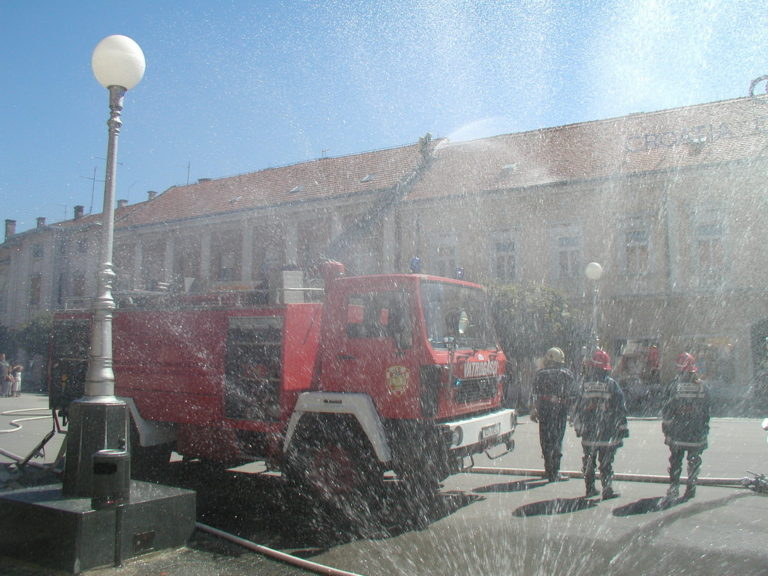 Vremeplov D. Rendića: Što su vatrogasci gasili na Zrinskom trgu, novinarske legende u akciji…